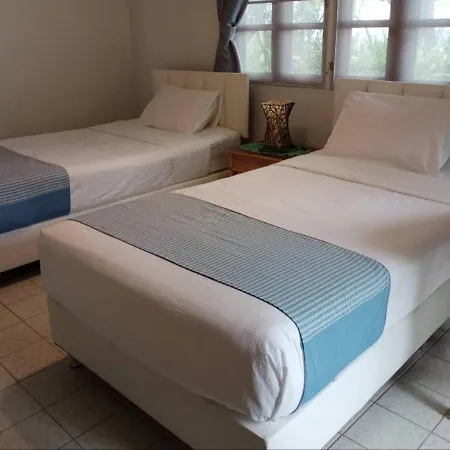 Baan Kratom Tong By The Sea Villa Cha-Am Room photo