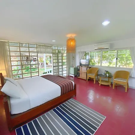 Baan Kratom Tong By The Sea Villa Cha-Am Room photo