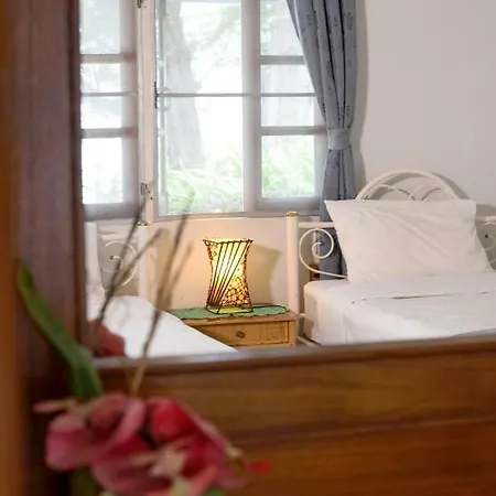 Baan Kratom Tong By The Sea Villa Cha-Am Exterior photo