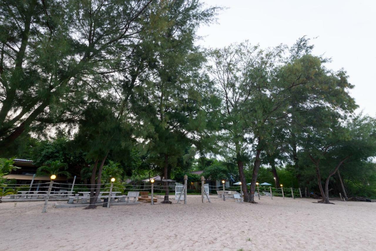 Baan Kratom Tong By The Sea Holiday home Cha-Am