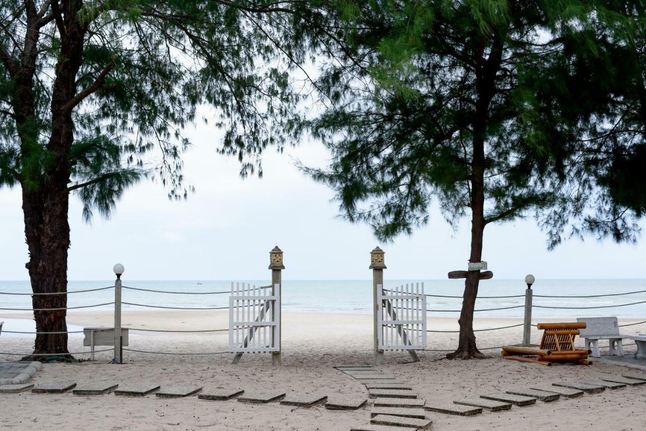 Baan Kratom Tong By The Sea Holiday home